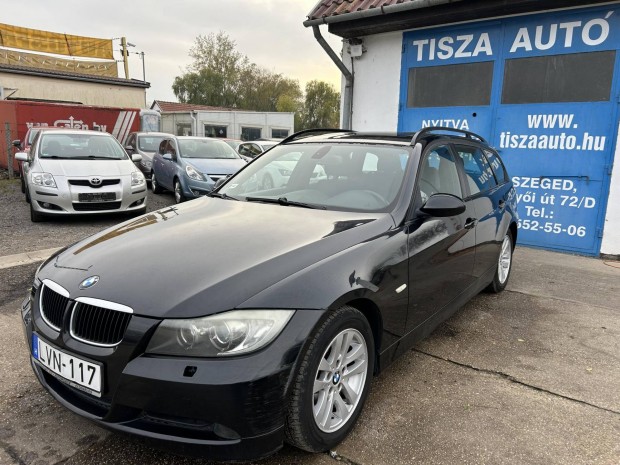 BMW 320d Touring (Automata) //xenon//panormate...