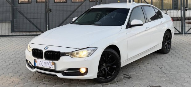 BMW 320d (Automata) /// Sport Pakett /// Frisse...