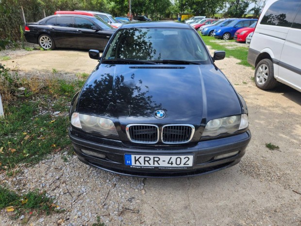 BMW 320d.......