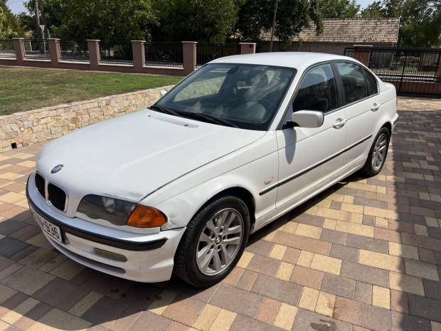 BMW 320i 6henger.hideg klma