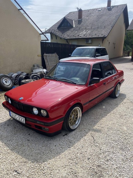 BMW 323 E30 6 hengeres. Alpina bels