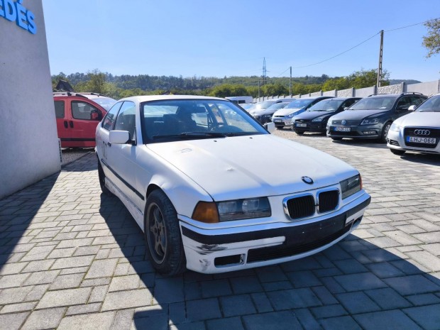 BMW 323i Amatőr driftre. hétvégi csapatósnak!