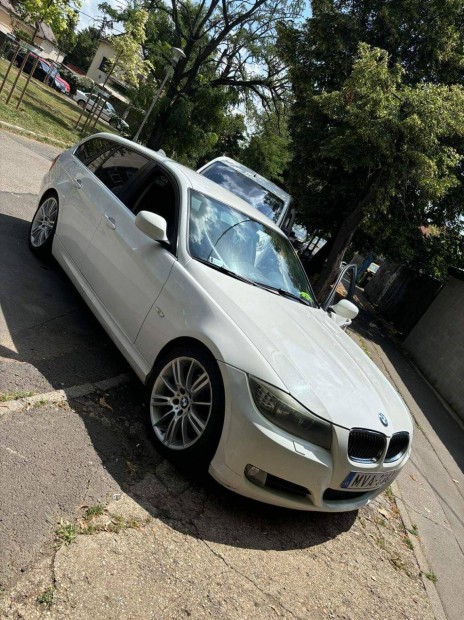 BMW 325d Touring Nagy magyar navi. j turb. j...