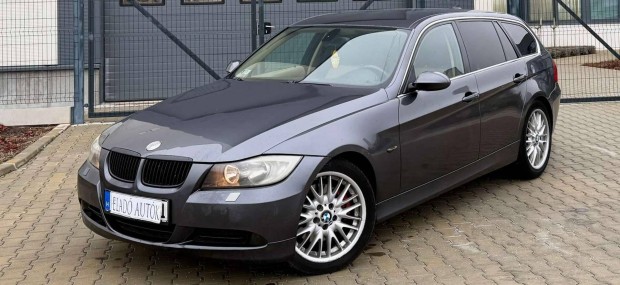 BMW 325d Touring / Manul 6 / Frissen Szervizel...