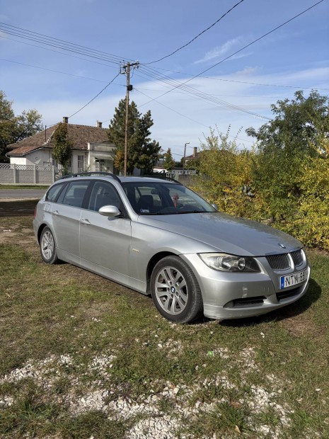 BMW 325i E91 2008 3.0 Benzin