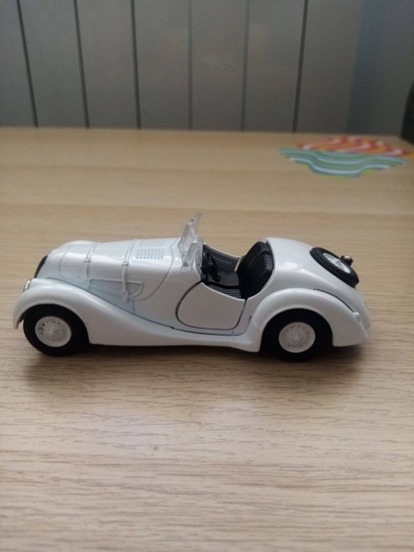 BMW 328 modellaut