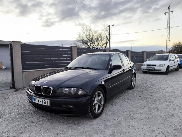 BMW 328i Gyri 28i! Manulis vlt! Csere-besz...