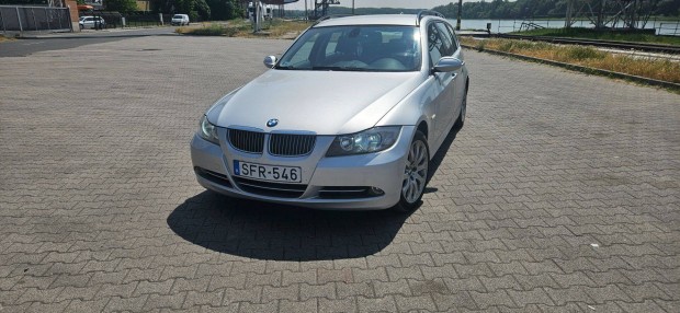BMW 335 335d Touring (Automata)