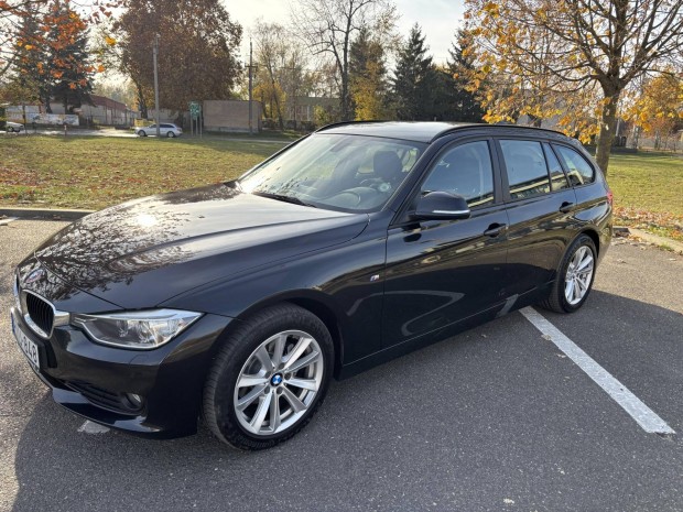 BMW 3-AS Sorozat 318d (Automata) Vezrm Lnc C...