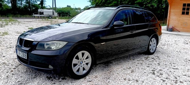 BMW 3-AS Sorozat 320d Touring