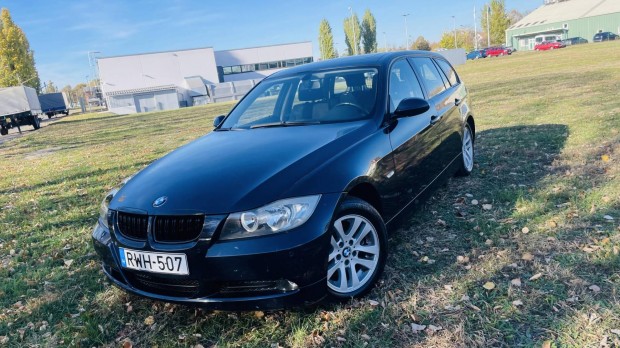 BMW 3-AS Sorozat 320d Touring Nagy Panorma TET...