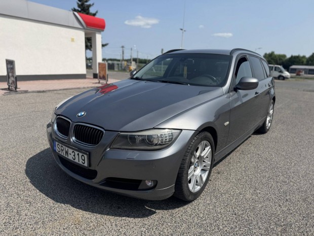 BMW 3-AS Sorozat 320d xdrive Touring facelift.m...