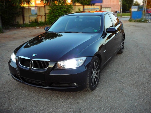 BMW 3-AS Sorozat E90 318i Bontott alkatrszei