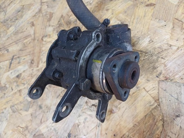 BMW 3 E46 (2000-2005) 1.8 Benzines  Szervszivatty