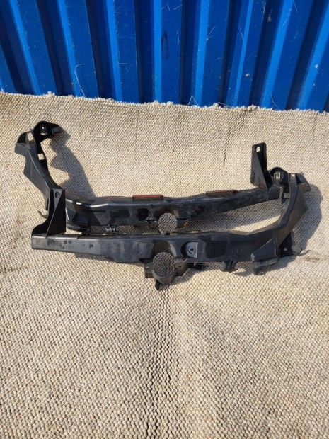 BMW 3 E90 LCI gyri jobb 51647138401 fnyszr tart