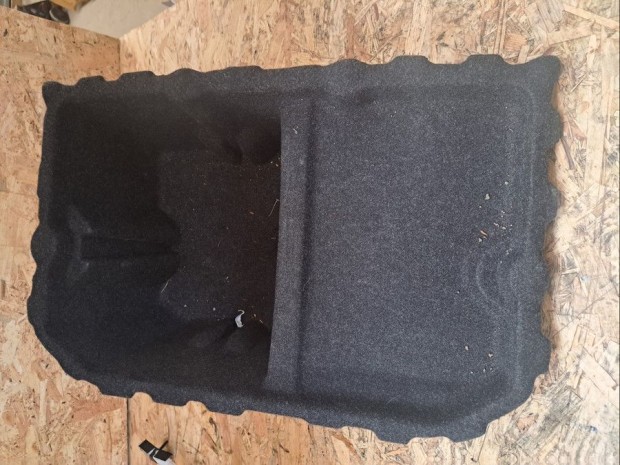 BMW 3 E90 (2007-2013) Csomagt�r T�rol�