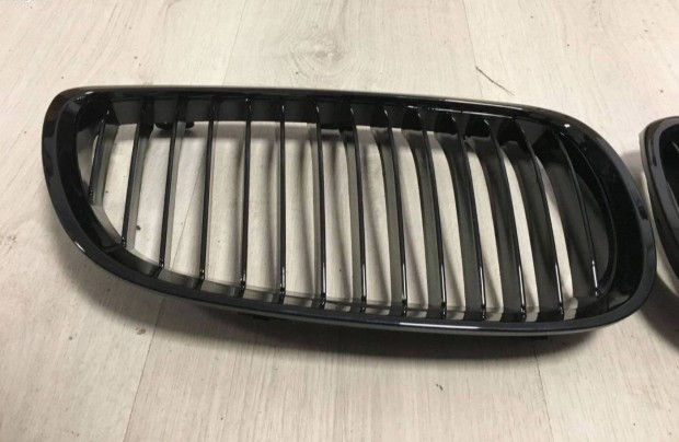 BMW 3-as Coupe E92 LCI fényes fekete vese (hűtőrács)