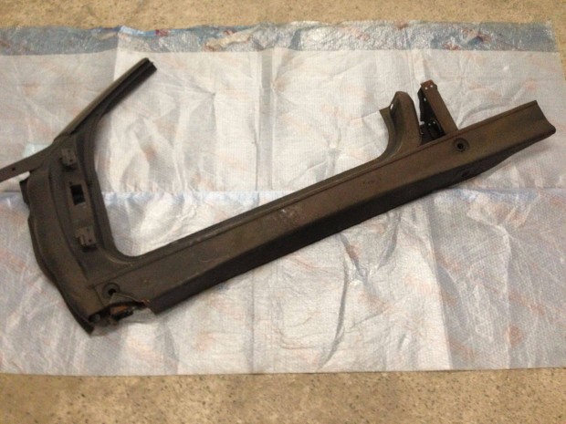 BMW 3-as E36 kabri� / kup� bal A-oszlop k�sz�bbel r�szelem, gy�ri �j