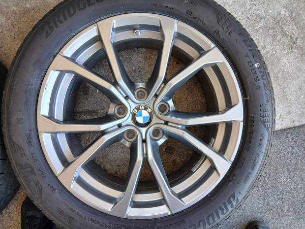 BMW 3-as G20 G21 G28 4-es G22 G23 alufelni felni nyri gumikkal 5x112