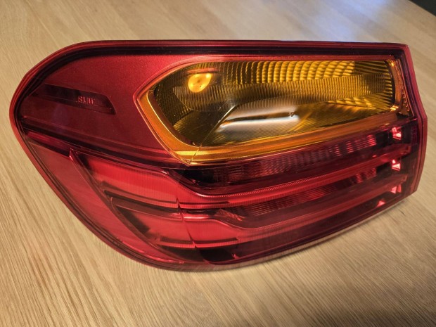 BMW 3-as hátsó lámpa bal külső (F30, F31, F32, F33)