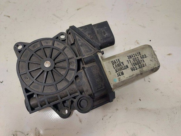 BMW 3 e90 e91 bal hts ablakemel motor