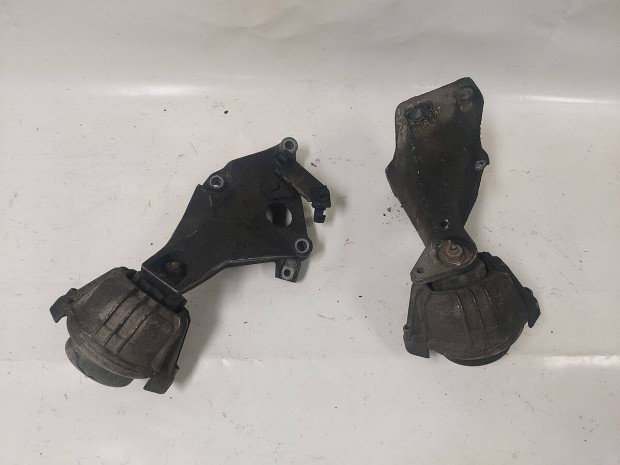 BMW 3 e90 e91 e92 e93 n47d20 n47 motor tartó bak motortartó bak