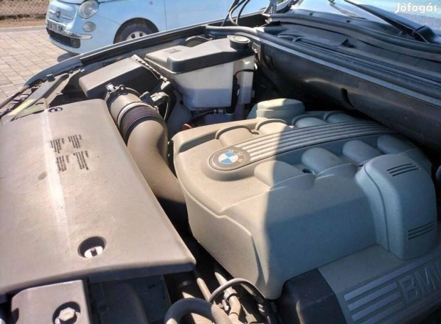 BMW 4.4 V8 N62B44A Komplett Motor Minden segedberendezessel!