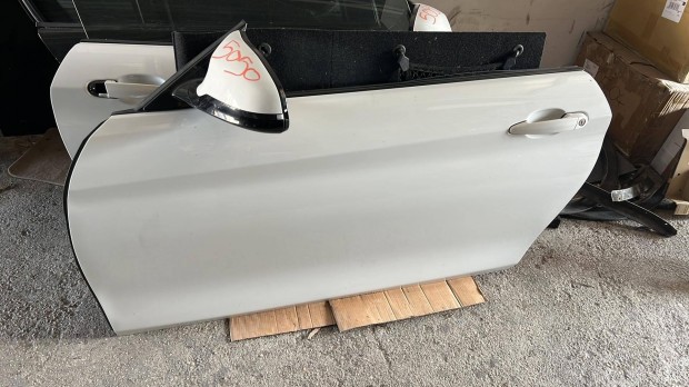 BMW 4-es F32 F33 ajt