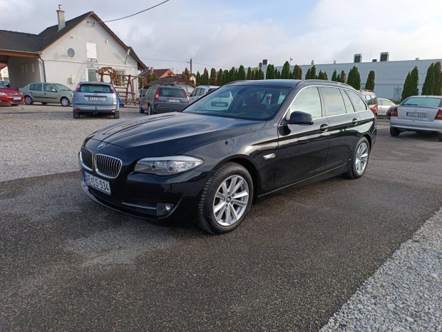 BMW 520d Touring Hibtlan gyri llapot.70ekm-...