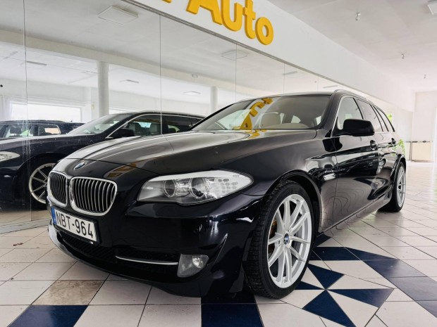 BMW 520d Touring Pazar állapotban. nagy navi. f...