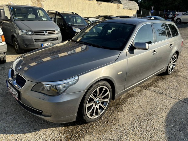 BMW 520d Touring (Automata) Xenon! Navigci !...