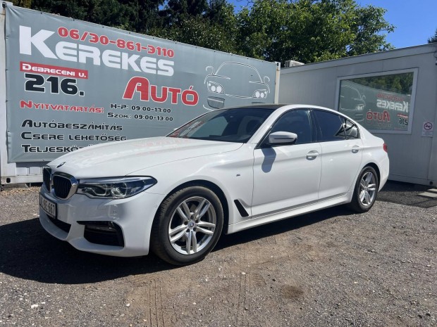 BMW 520d (Automata) Gyári M Pakett ! Navi-Kamer...