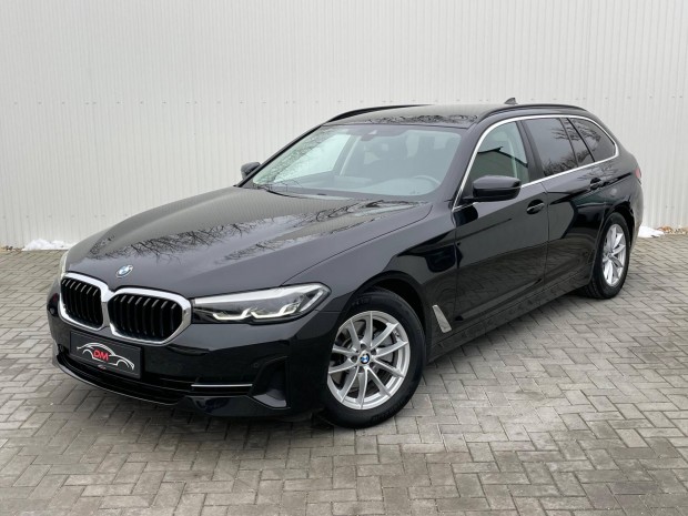 BMW 520d (Automata) Navi.Carplay.Virtual.Svtar...