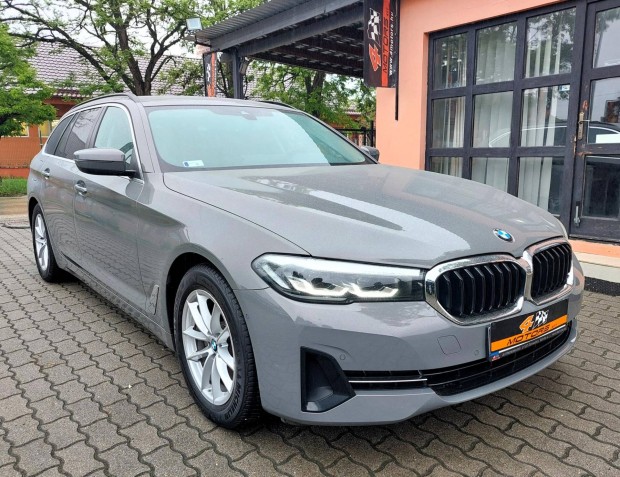 BMW 520d xdrive (Automata) LED Műszerfal. PROF...