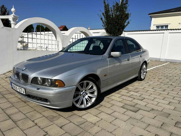 BMW 520i (Automata) Gyri llapot+225e KM!!Br+...