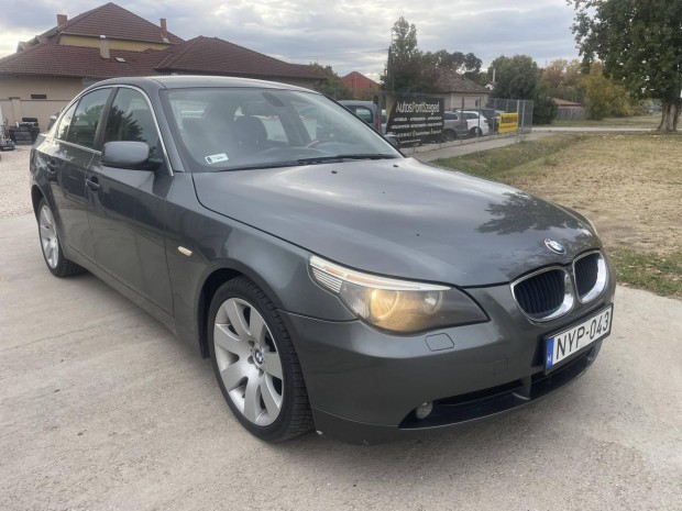 BMW 520i // Tempomat // Tolat kamera // Klma //