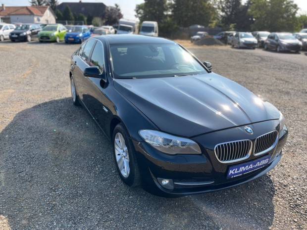 BMW 523 i Garantlt 136.000 km