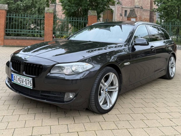 BMW 523i Touring (Automata) Panoráma Tető//Nagy...