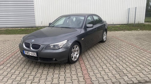 BMW 523i (Automata)