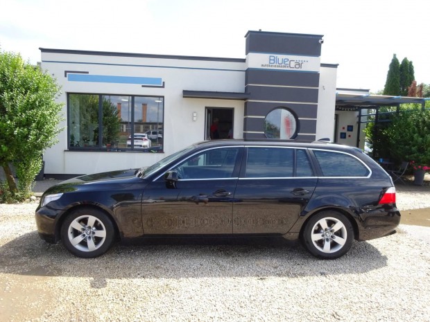BMW 525d Touring (Automata) Sport Belső.Erős va...