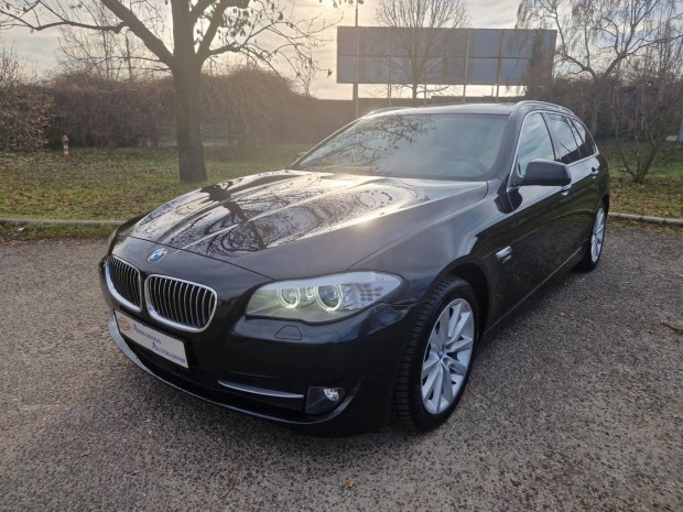 BMW 525d xdrive Touring (Automata) Panoráma Bőr...