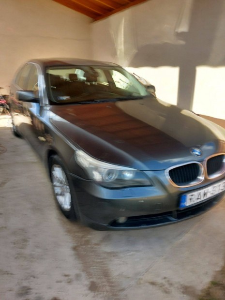 BMW 525i szemelyaut