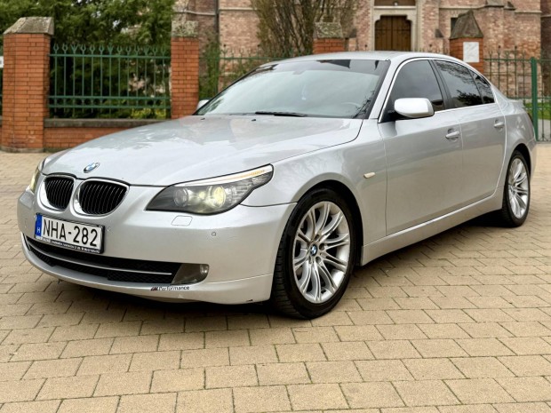 BMW 530d Facelift//BI-Xenon//Angel Eyes//Bőr//N...