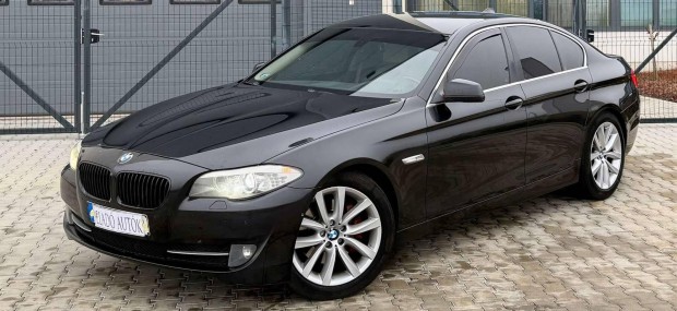 BMW 530d (Automata) / Bzs Brbels Friss SZERV...