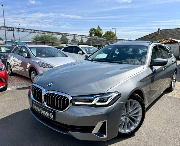 BMW 530e (Automata) Luxury Line.Panormatet.La...