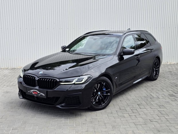 BMW 530e (Automata) Navi.Carplay.360 Kamera.PAN...