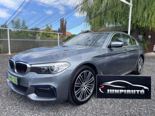 BMW 530e iperformance (Automata) 2.0 Újszerű ál...