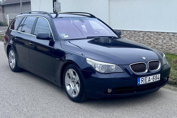 BMW 535d Touring (Automata) B�rbels�. Navig�ci�...