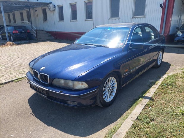 BMW 540i (Automata)