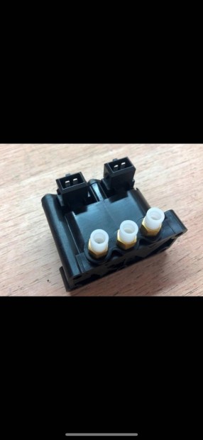 BMW 5 E39 7 E65 E66 E67 X5 E53 szeleptömb 37226787616 5 (E39)